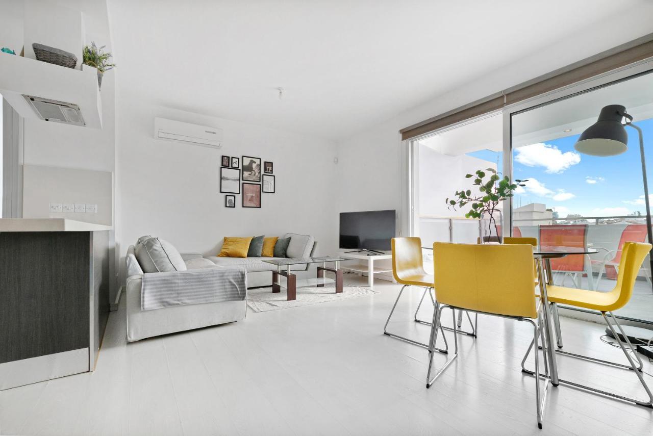 Glabur Stays - The Fabulous 2 Bdr - Nicosia City, Free Parking & Wifi, Welcomes You!!! Buitenkant foto